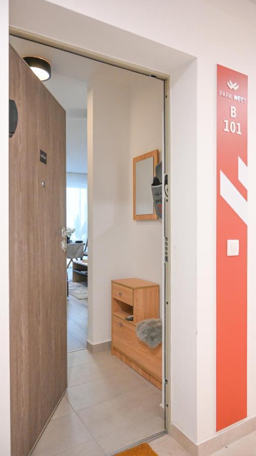 West Park Residence Apartment Budapest Kültér fotó